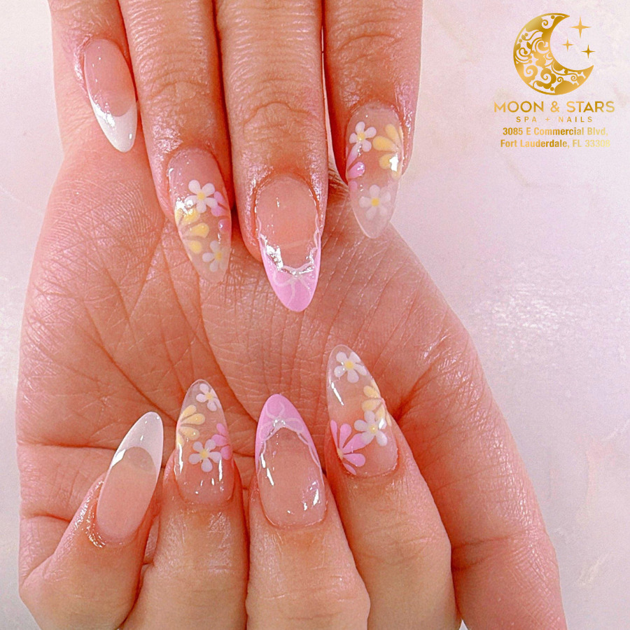 Moon and Stars Spa Nails (3)